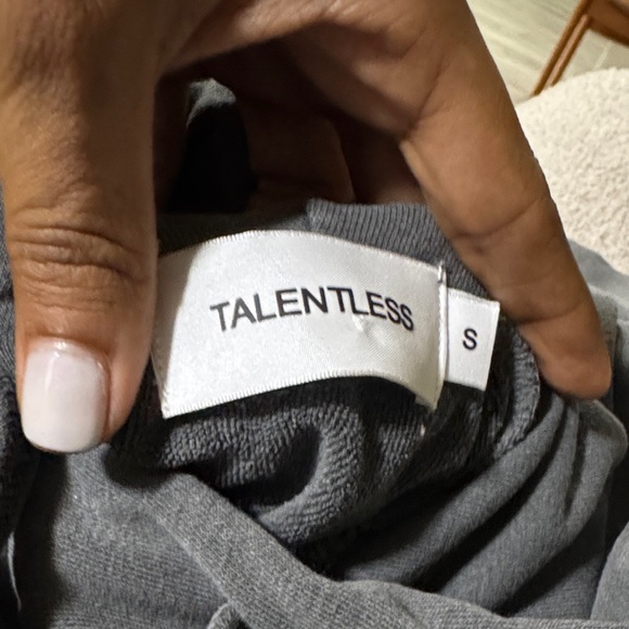 TALENTLESS bodies cropped hoodie in Gray Hoodie size small - Picture 7 of 10